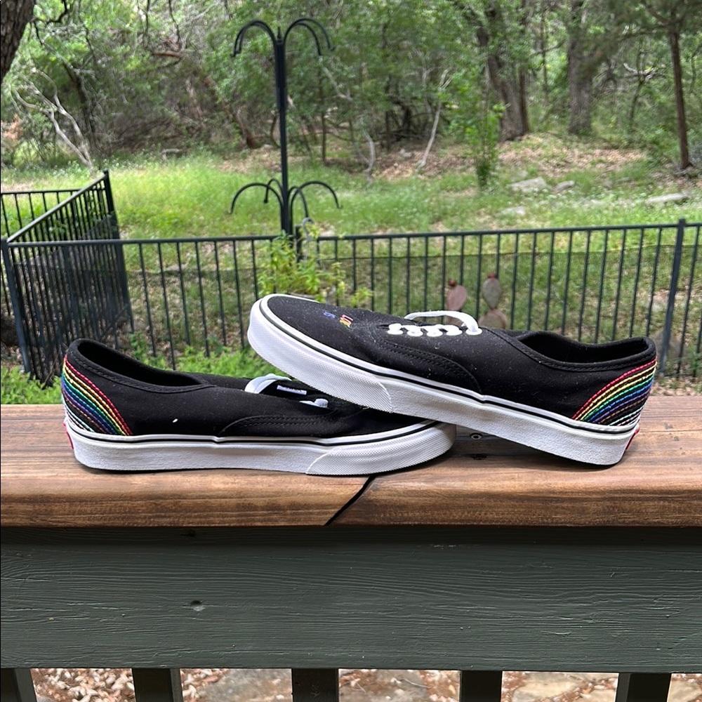 Vans Black Love Is Sneakers - Picture 4 of 7
